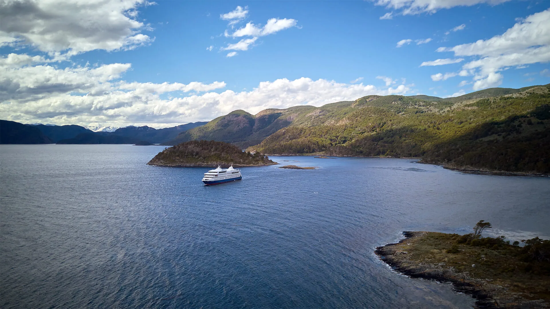 Bahía Wulaia en los fiordos de Chile