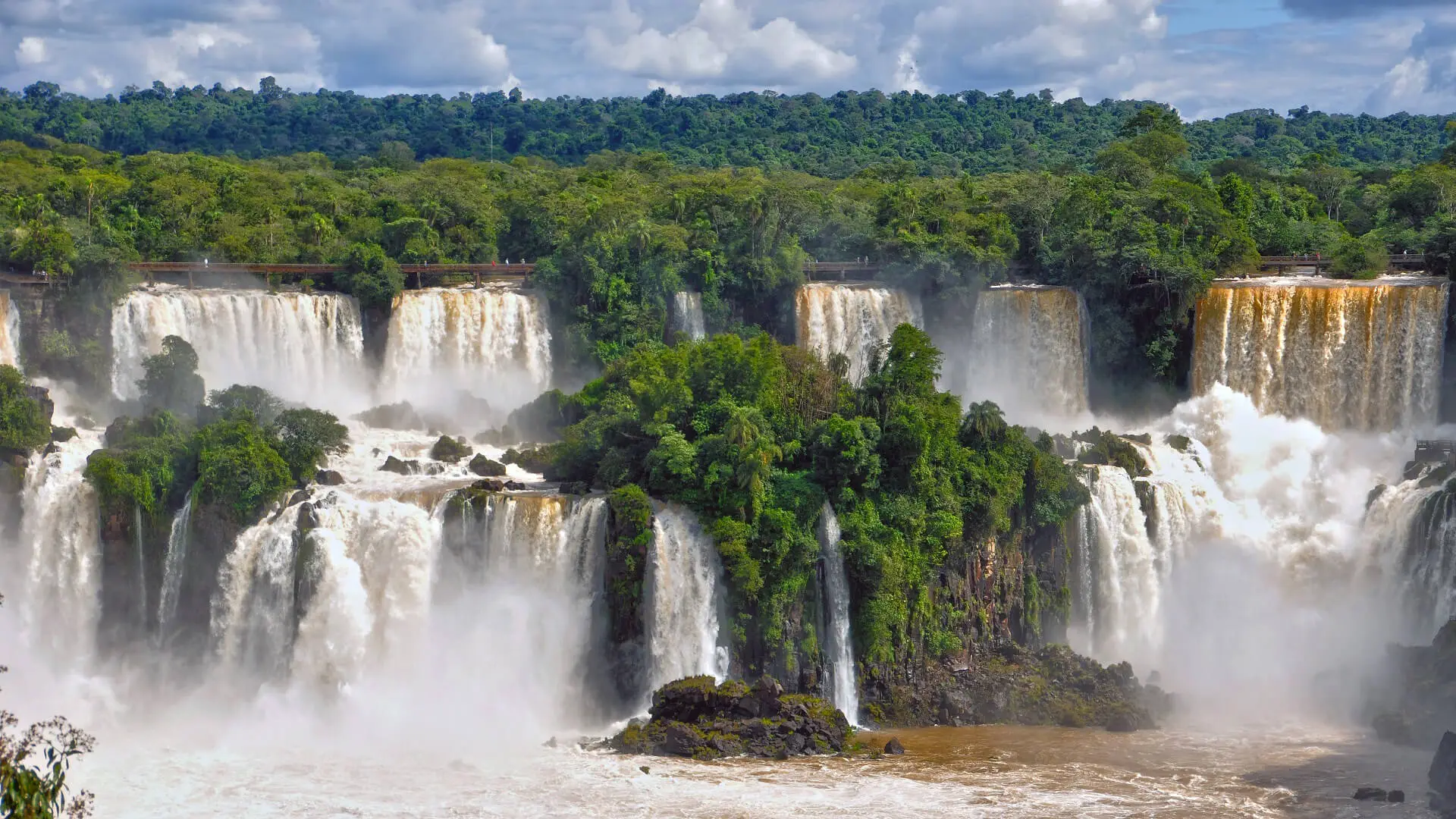 Sentier Macuco des Chutes d'Iguazu en Argentine